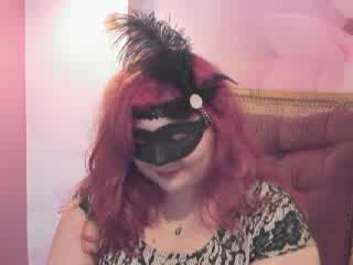Individual chat with Ala strip show lady DiamondDy While I'm Finger-tickling