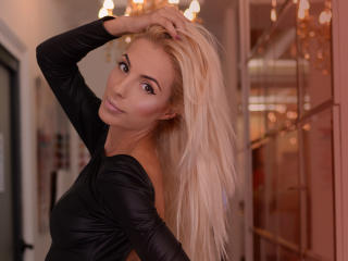 Best chat with Felixstowe XXX Nude ex-gf AliseBonny While I'm Playing my asshole