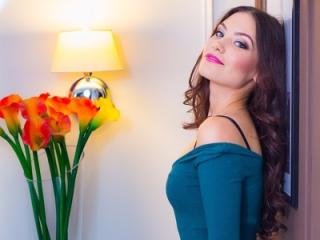 Gang chat with Hereford 1 on 1 cam sex lady AnnieRose While I'm In a muddy mood