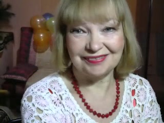 Horny chat with Halesworth horny cam female JudyLight While I'm Masturbating