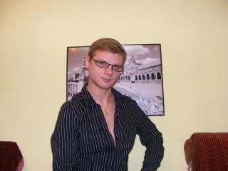 Android chat with Watford horny cam slut MatthewForU While I'm Milking my cooter