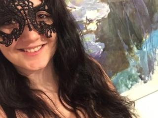 Snapchat chat with Bude nude cam doll RoxyFerris While I'm Playing with my vag
